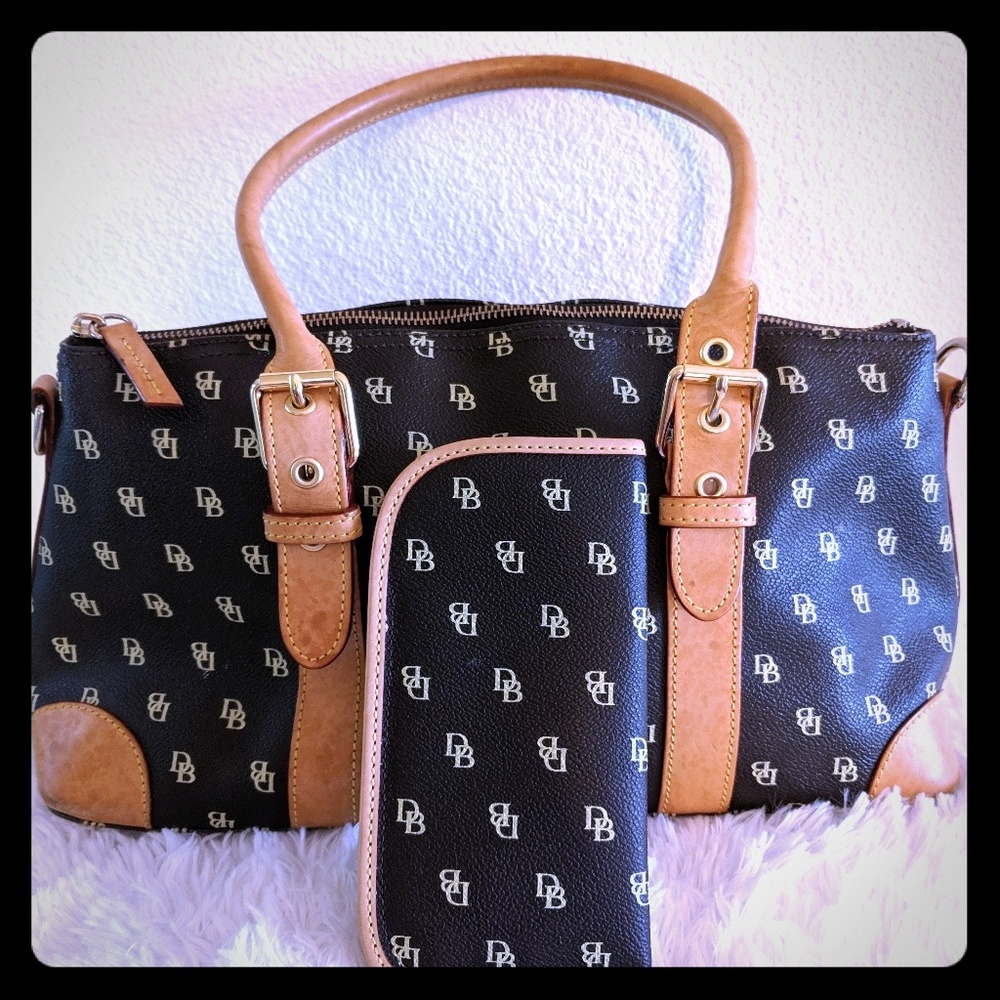 Db Signature Shoulder Bag With Eyeglass Pouch - image 1